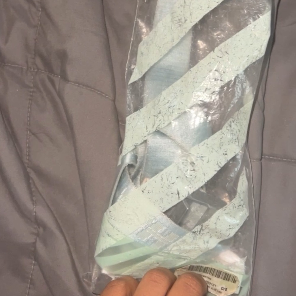 Off white ?